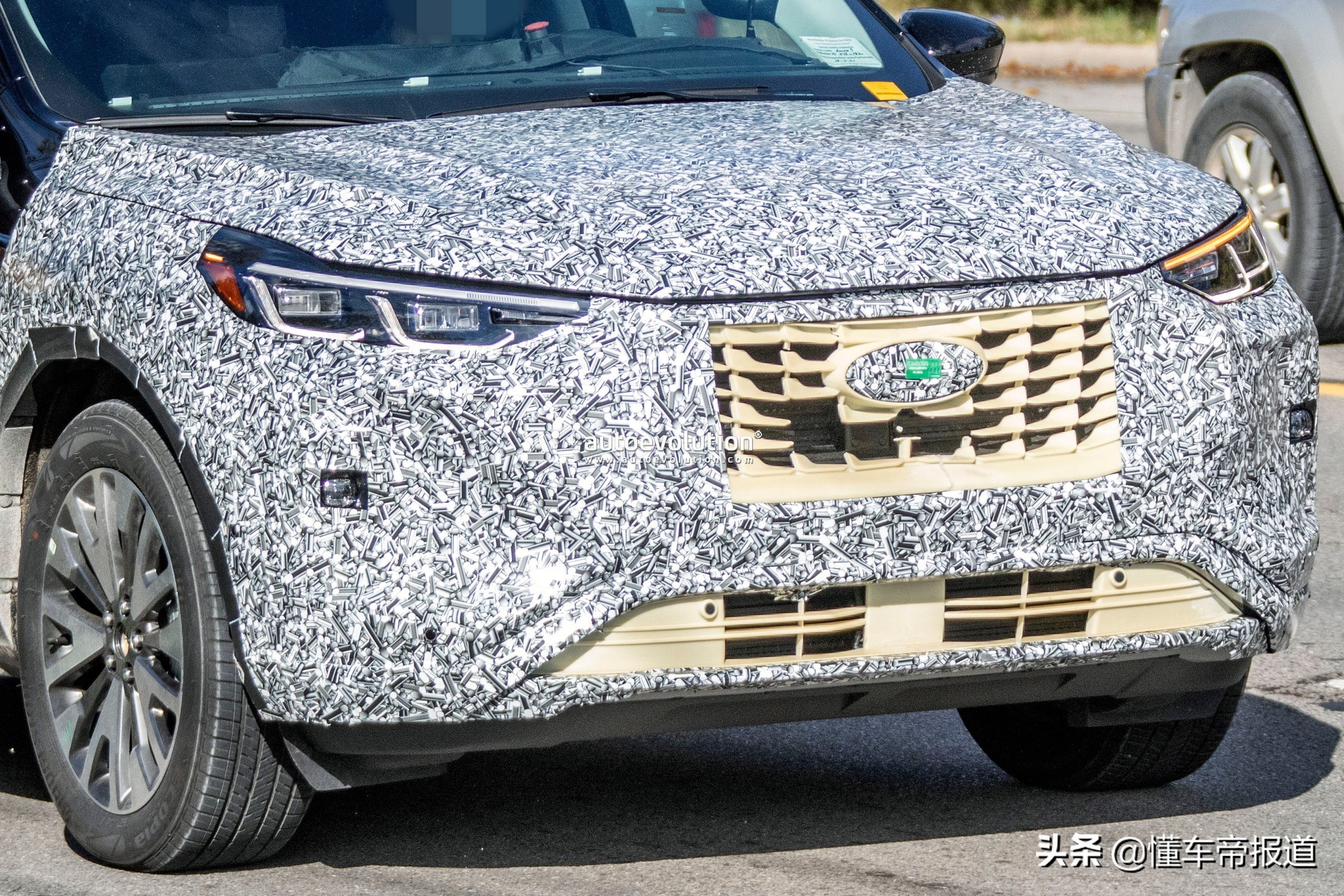 新车 | 头灯风格与宝马近似，或于2022年亮相！曝福特锐际最新谍照