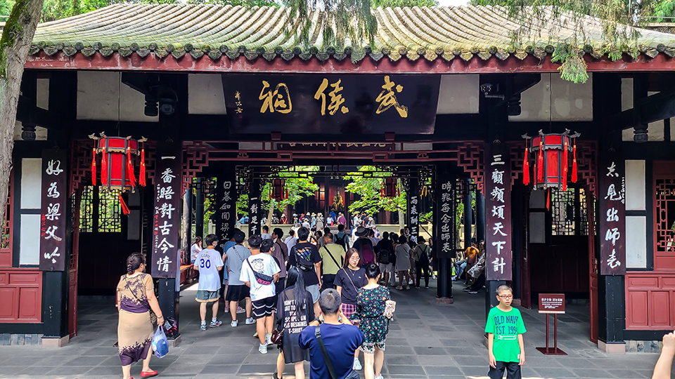 诸葛亮有它就不会秋风五丈原？试驾大众ID.6 CROZZ