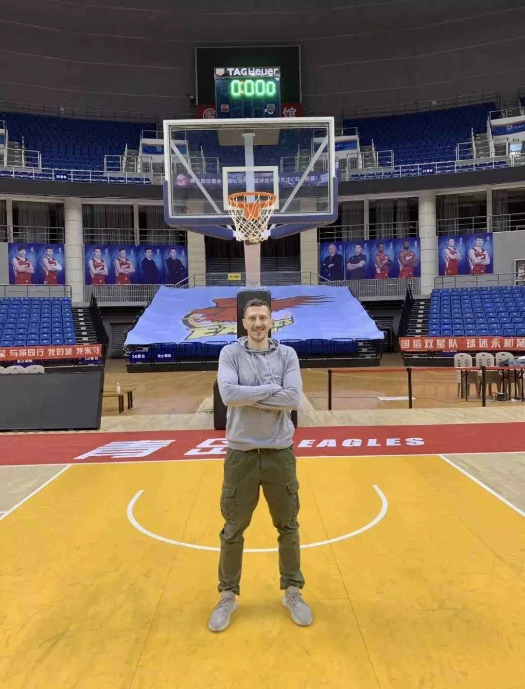 国信小雄鹰好球成双，篮球、乒乓球训练营欢度充实寒假