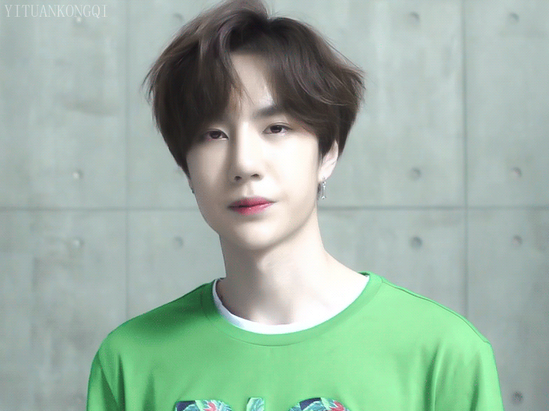 高考必胜的因素很多，这几点服饰搭配秘籍，祝考生事半功倍