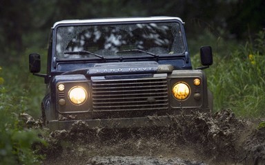 四驱车档位选择、油门及转向操作方法