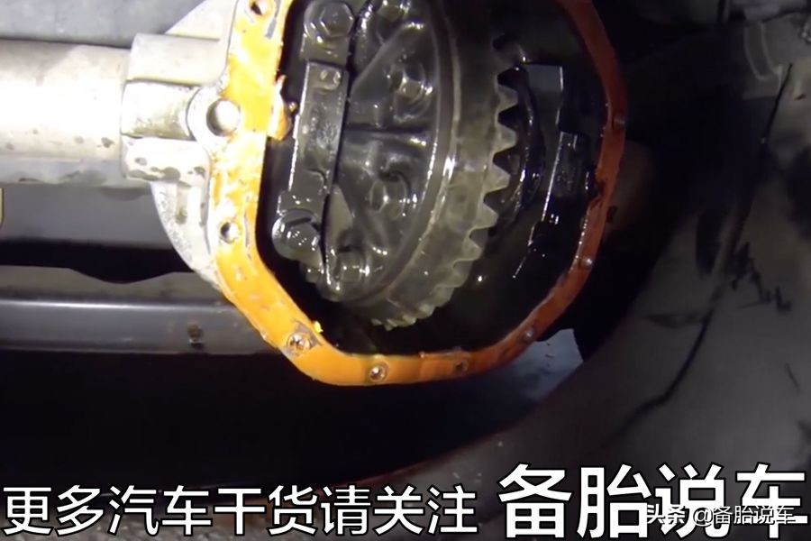 车上各种油液多久换一次？记住这张时间表