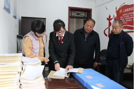 咸阳市渭城区法院一行到淳化法院交流学习人民陪审员工作