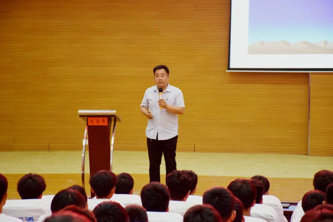 邯郸北方学校开展学生法制宣传主题教育活动