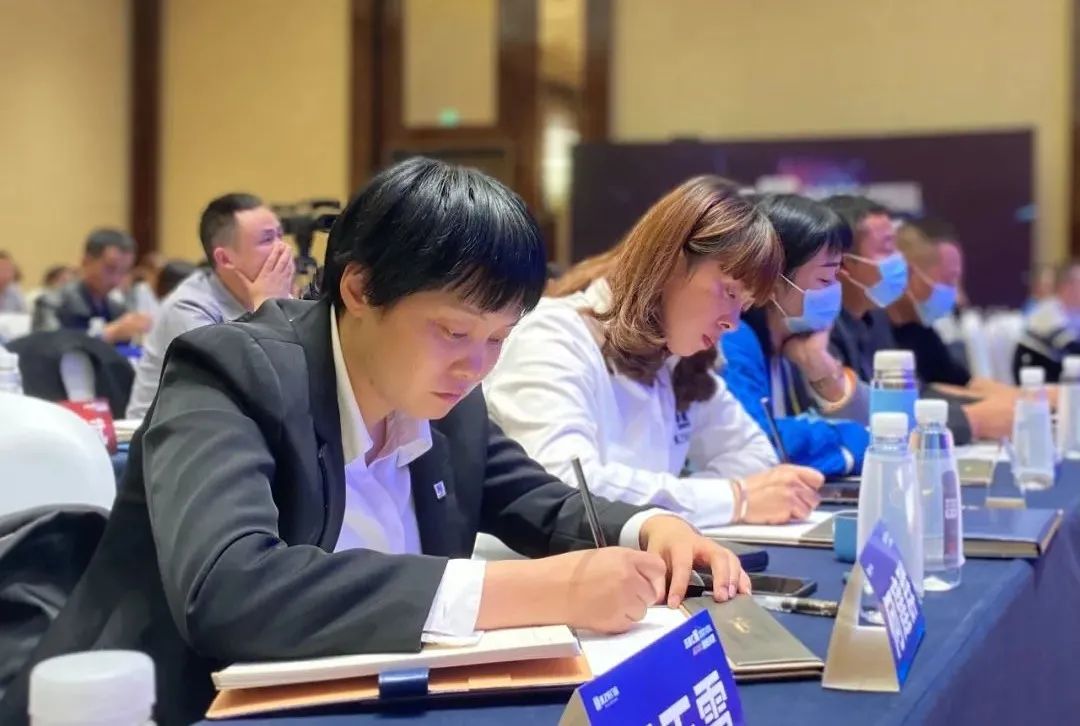 五星汇聚赋能共赢 | 雅之轩门窗2021年全国经销商培训会圆满成功