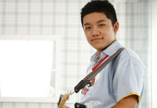 还记得《家有儿女》三姐弟吗？哥哥姐姐都大火，弟弟如今颜值逆袭