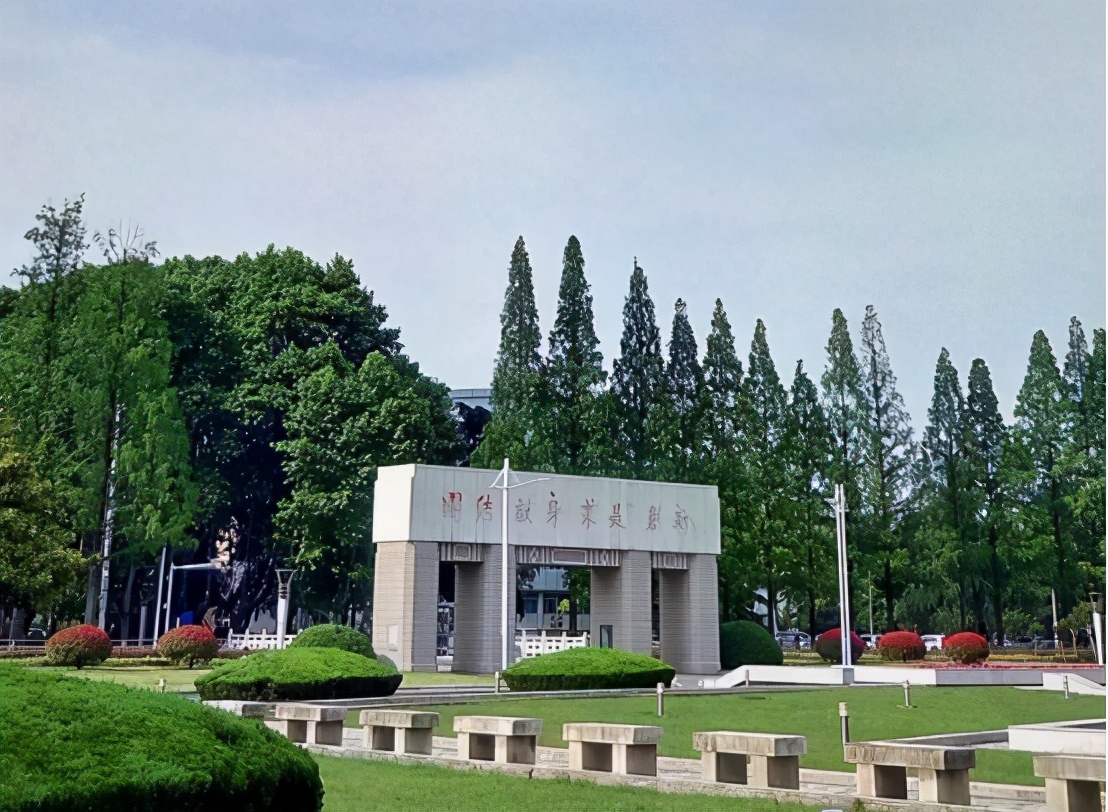 江苏“高性价比”的3所一本大学，实力不输211，录取分数却不高