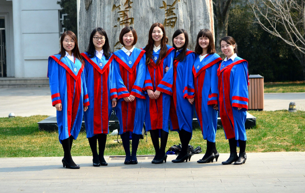 985大学的另两种含义：98.5%学生考不上的大学，也是44年前的大学