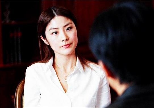 豪门老公独宠29年，掷5600万买豪宅，陈慧琳光鲜亮丽背后藏着秘密