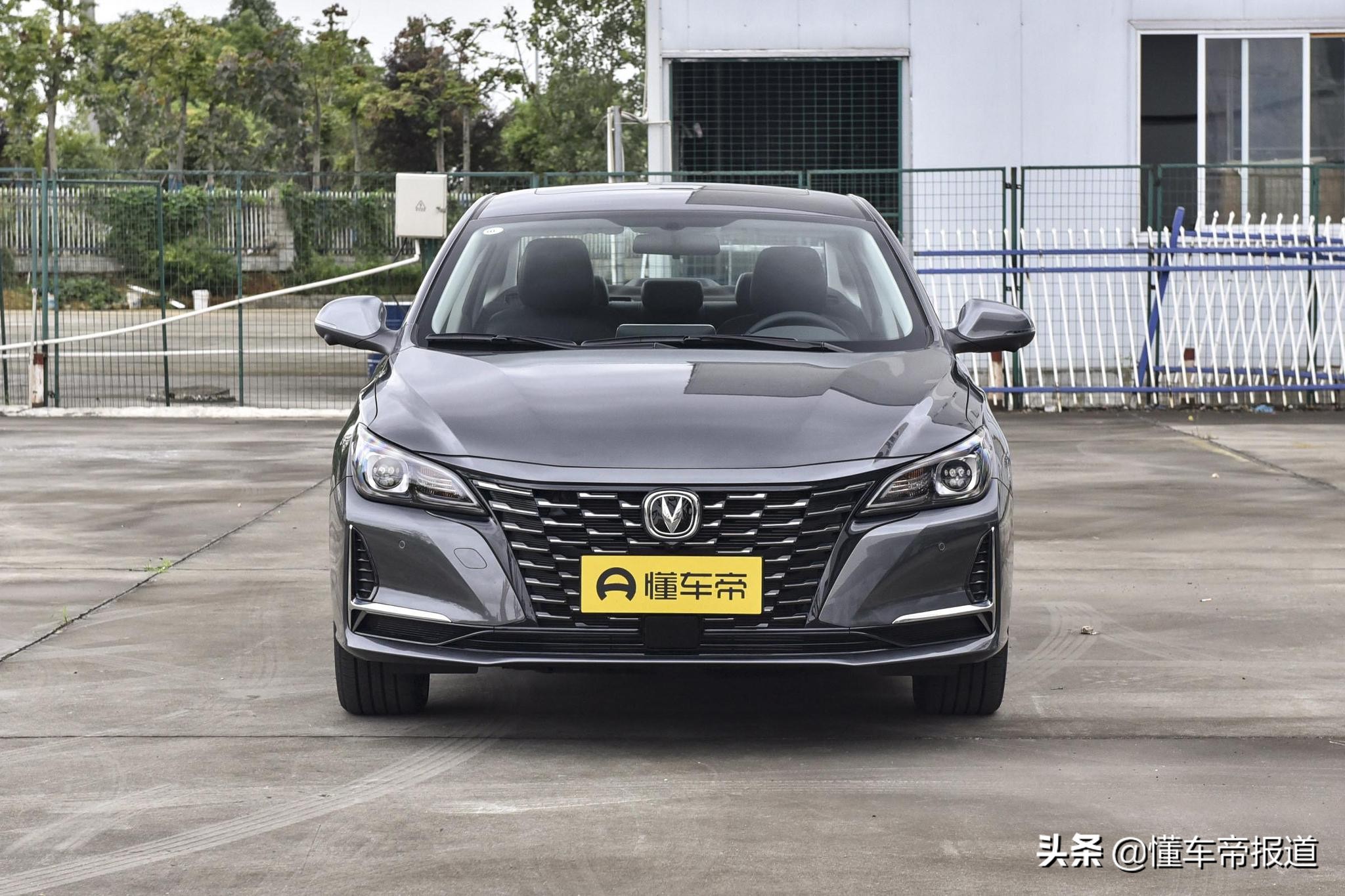 新车 | 换装新蓝鲸1.5T，长安新锐程CC蓝鲸版上市，售9.79万元起