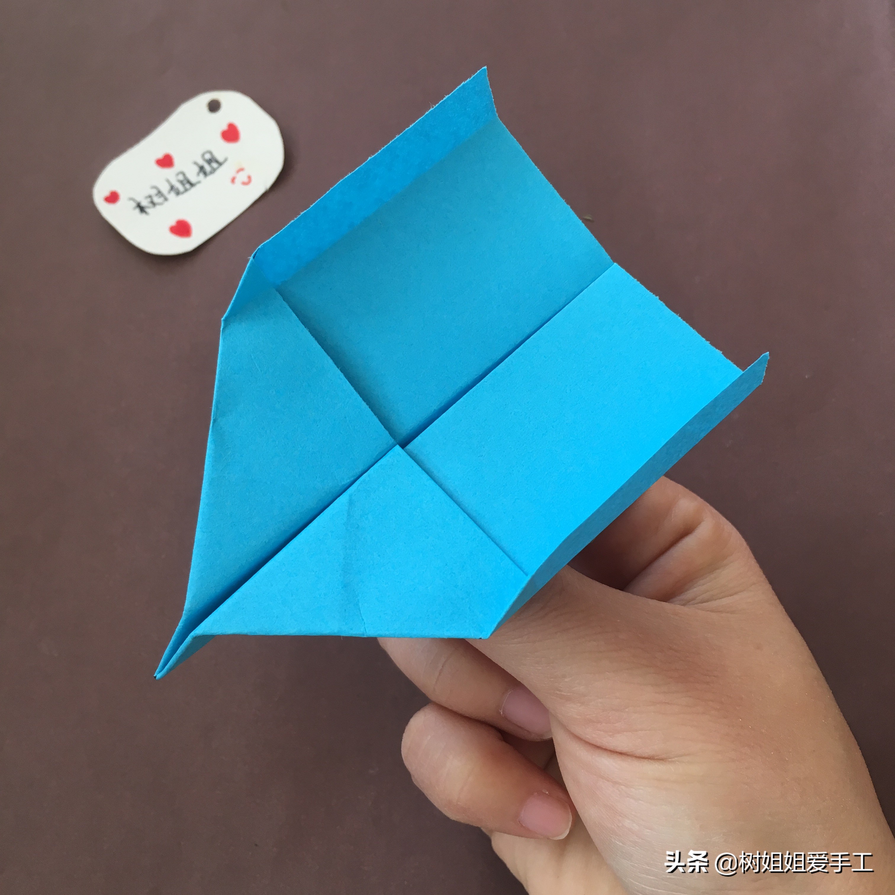 亲子折纸：这是一款简单又飞得远的纸飞机