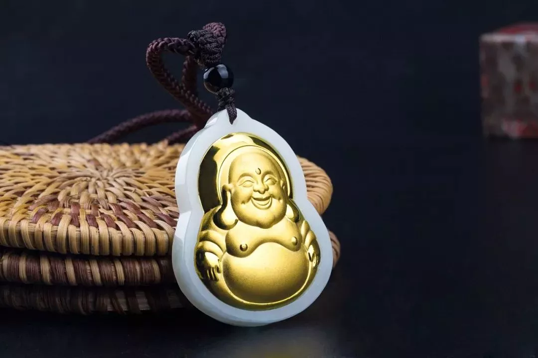 黑曜石越黑越能辟邪?买了乌金黑曜石,就是给商家白送钱