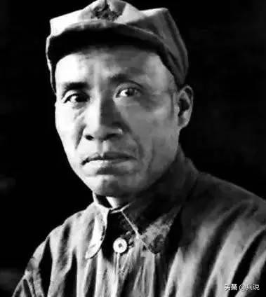 毛主席曾屈居师长，设法抵制特派员，不搞大烧特烧，大杀特杀