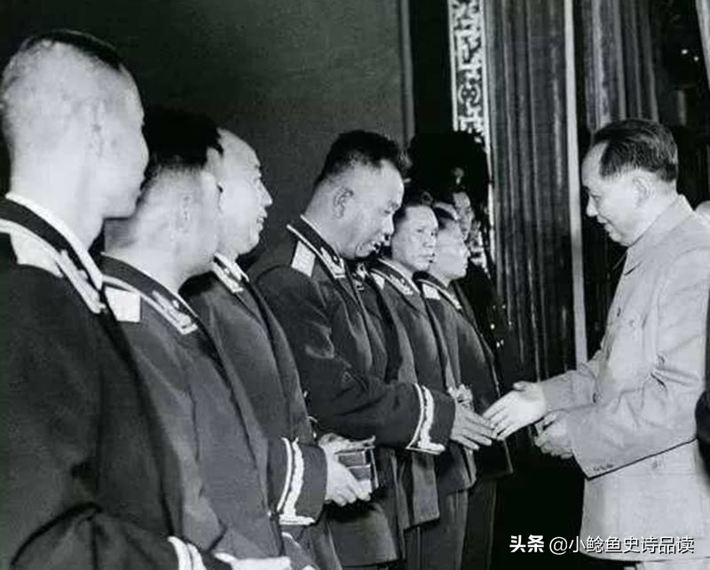 黄埔军校出身开国将帅中获元帅大将上将中将少将军衔人数与名录