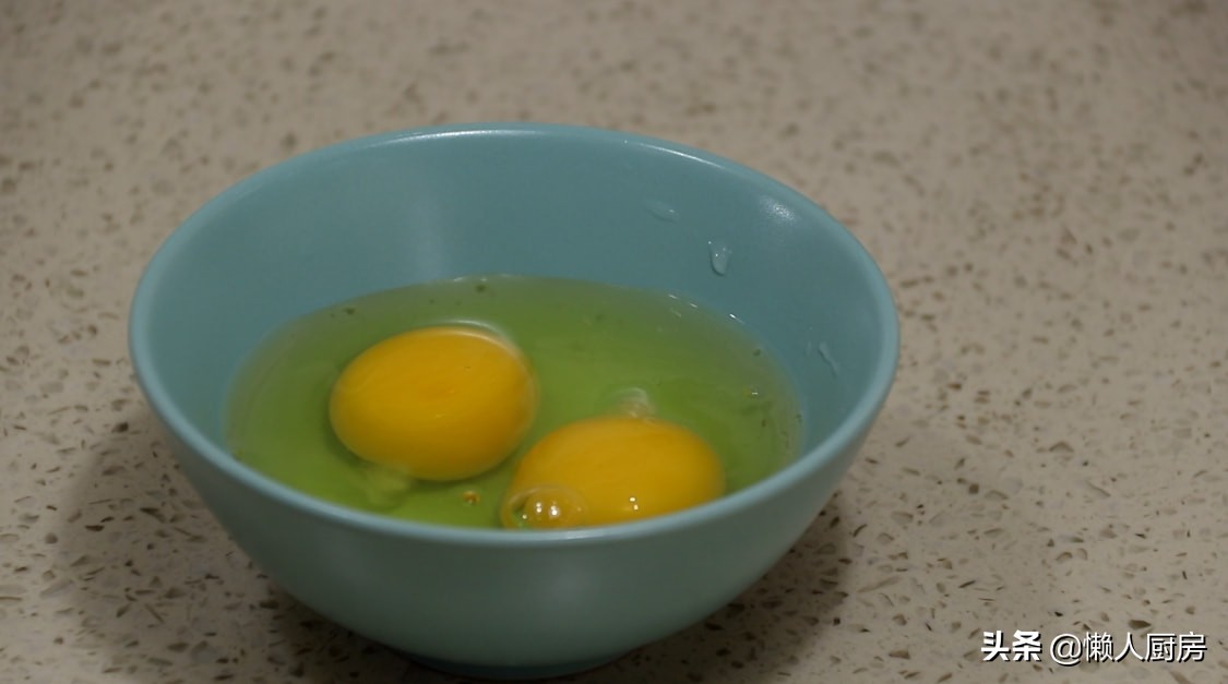 外国人最爱吃的小油条，我不用油炸的方法，吃起来外酥里软