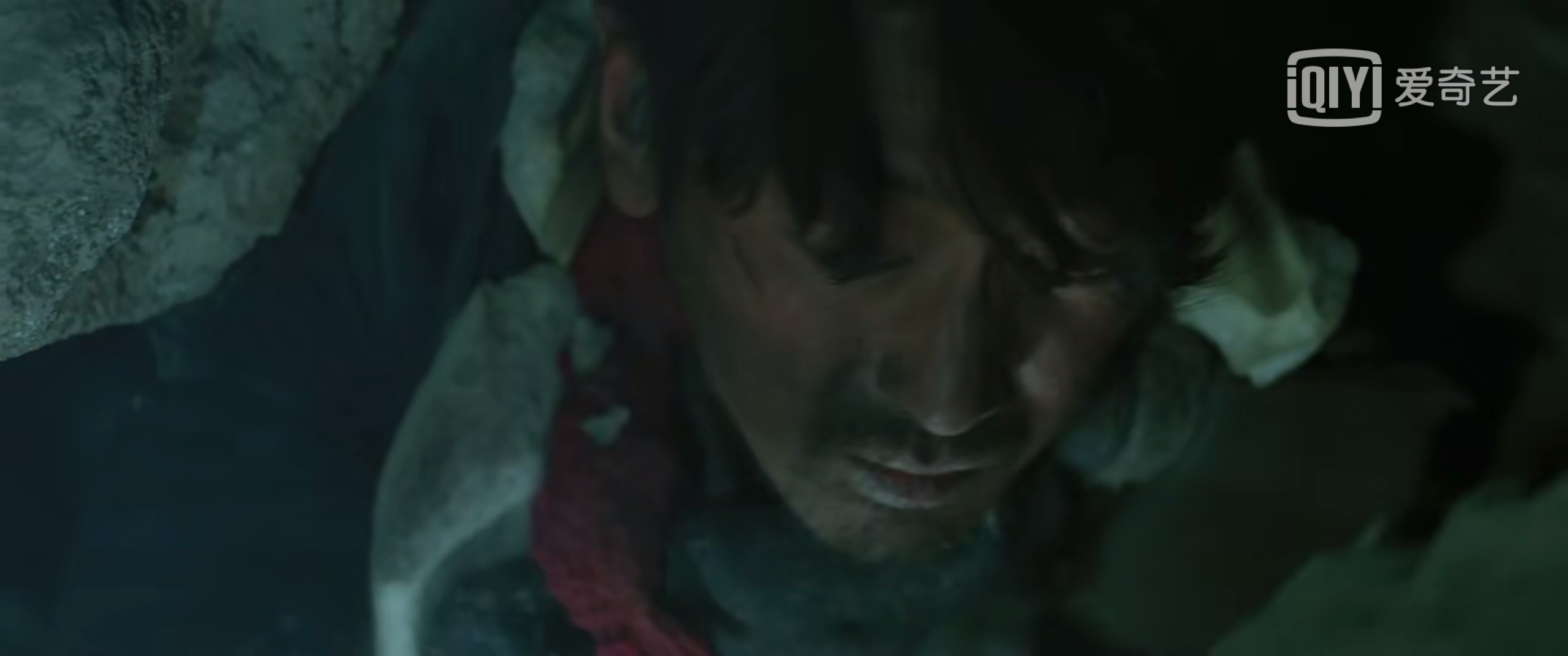 韩国高分灾难电影《隧道》，这几处逻辑漏洞你可曾看破？