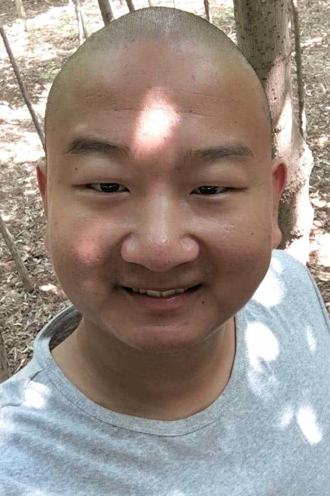 快手600万粉丝,抖音300万粉丝,农村小贩giao哥是怎么火的?