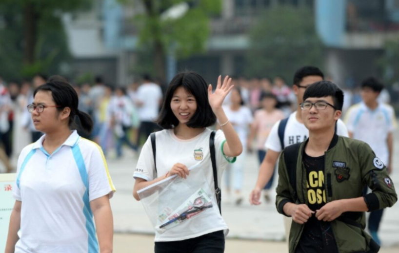 高考增加“身份限制”，明年的考生要自查，不符合条件将无缘高考