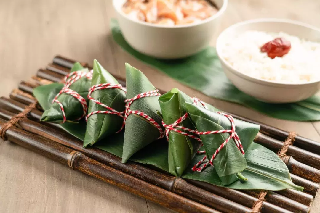 How to Say the Dragon Boat Festival in English