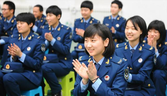 义务兵转军士之后通常有3条发展途径，新兵和父母须知