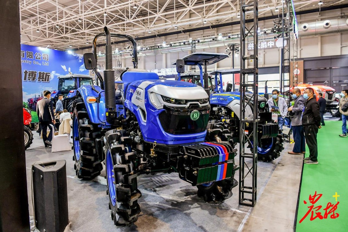 国际农机展上10款80,90拖拉机,你看哪款行?