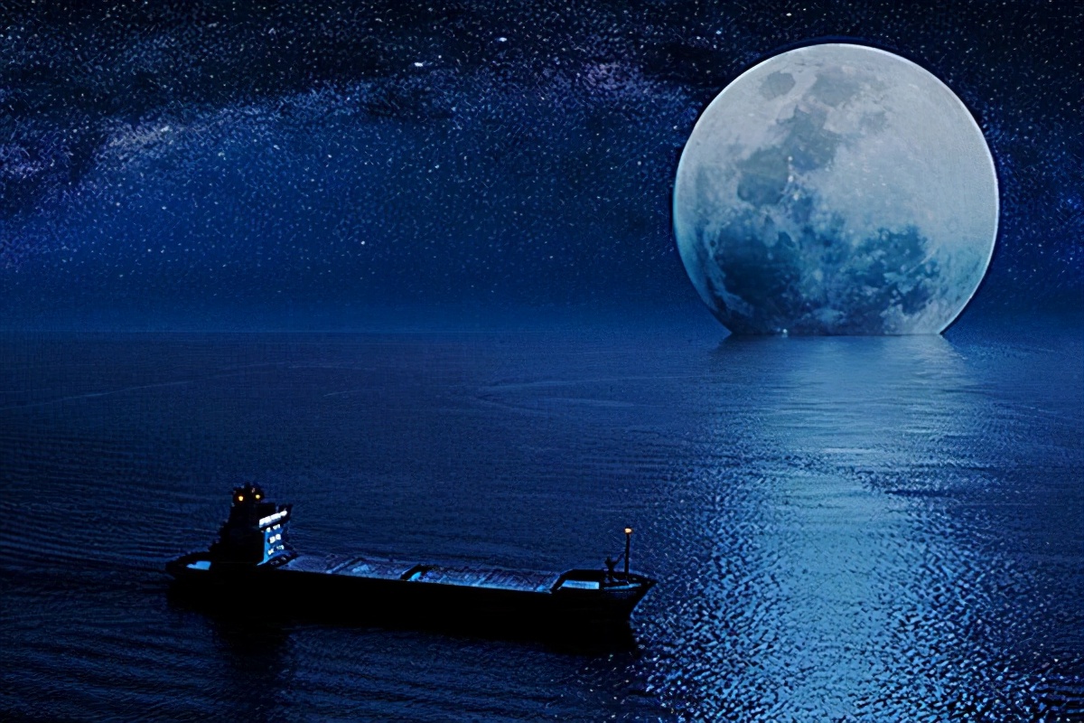 郦波发表了一首七绝，民间高手与其掐架，结果都败给了电脑写的诗