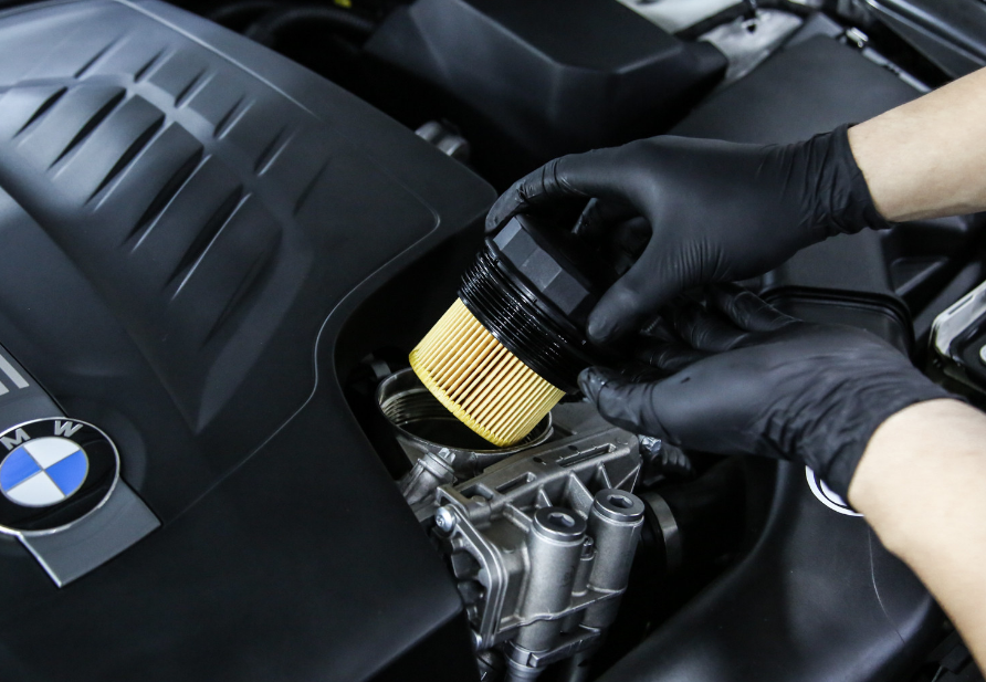 汽车"三滤"应该多久更换?很多车主都不清楚,一次给你讲明白