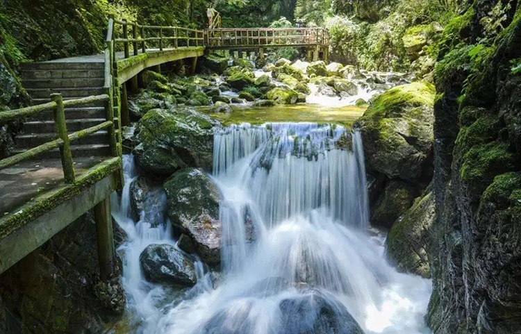 陕南旅游攻略景点必去(陕南旅游攻略景点必去的地方)