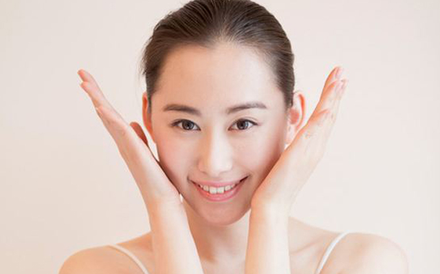 脸上皱纹多不能吃盐吗？提示：若想皱纹少，3种食物少往嘴里送