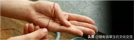 千种玛瑙万种玉，带您了解下常见的翡翠品种以及手镯圈口测量方法