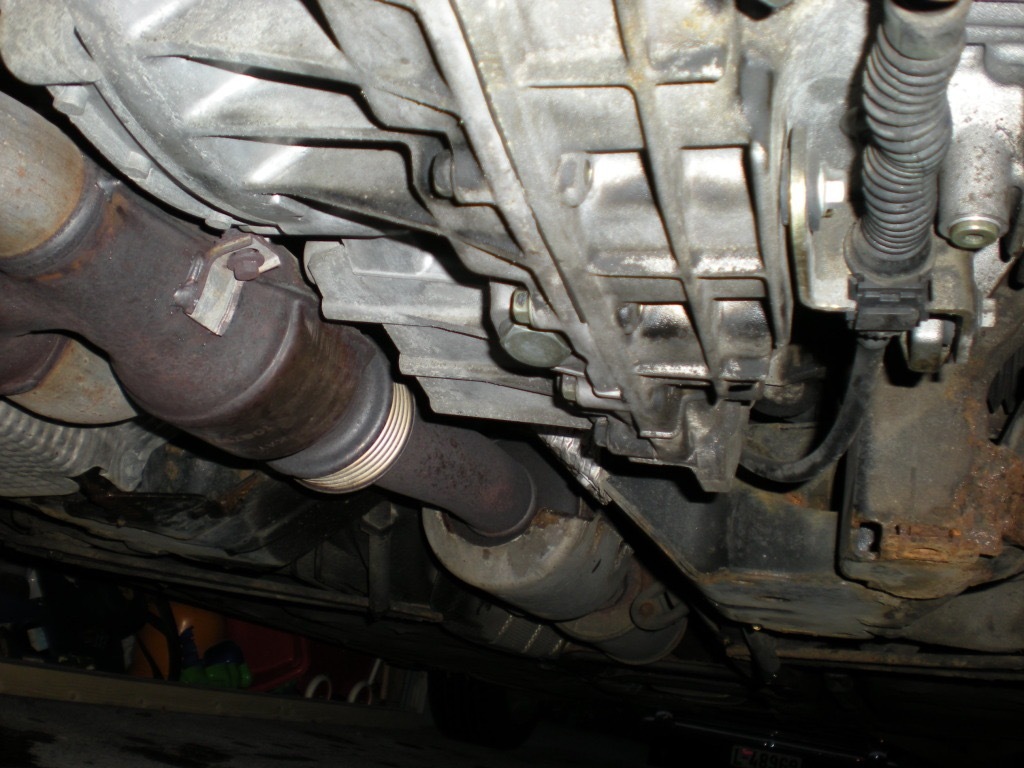 宝马5系底盘+野马V8发动机！这台“荣威”要上市 完胜“大后超”