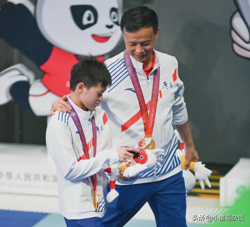 伯乐不常有！全红婵太幸运，何威仪不舍与她分别：她变成大姑娘了