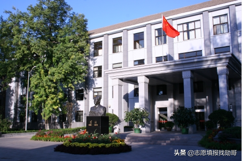 这三所大学，每年只招1000人！毕业到政府工作！这几个省录取分低