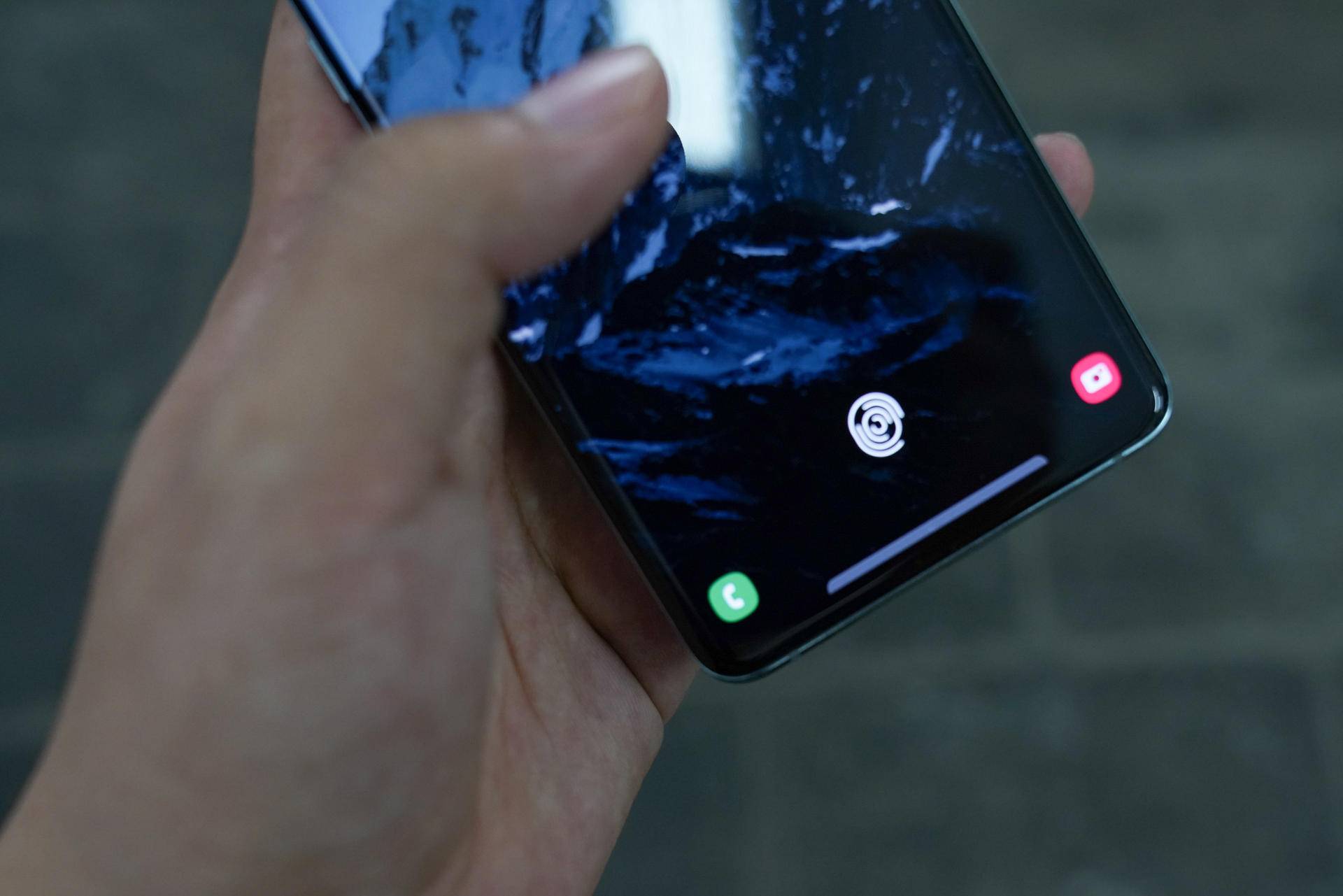 业界成本最高,三星galaxy s10 究竟用了一块怎样的屏幕?