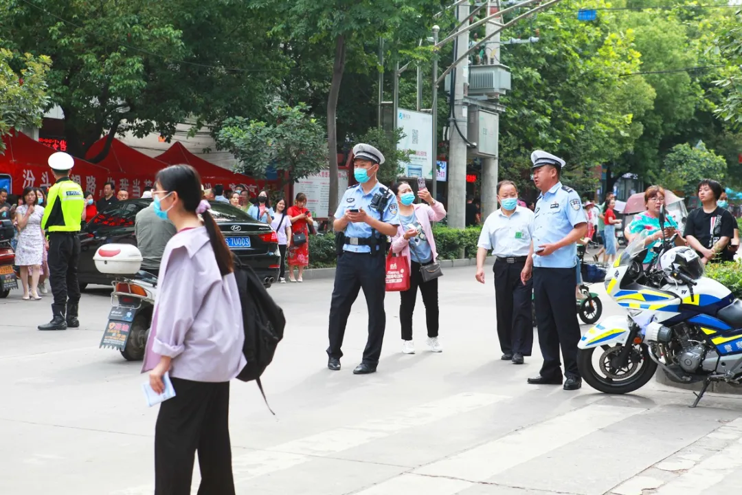 光山：现场直击高考第一天！一起看光山学子乘风破浪