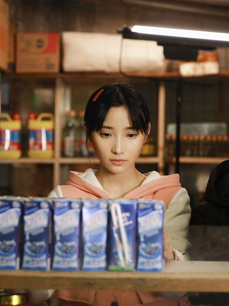 温淼说:周周,久负大恩必成仇,你要小心辛美香,她有病.