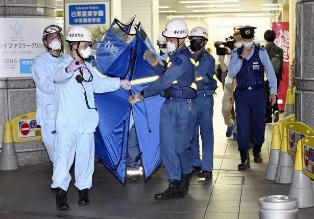 日本人：我们在地铁里杀人放火，但我们有不被安检的自由