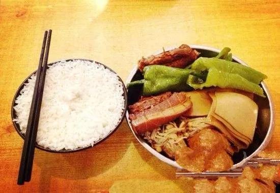 怪不得叫桃园社区，原来可能是桃园三结义的意思