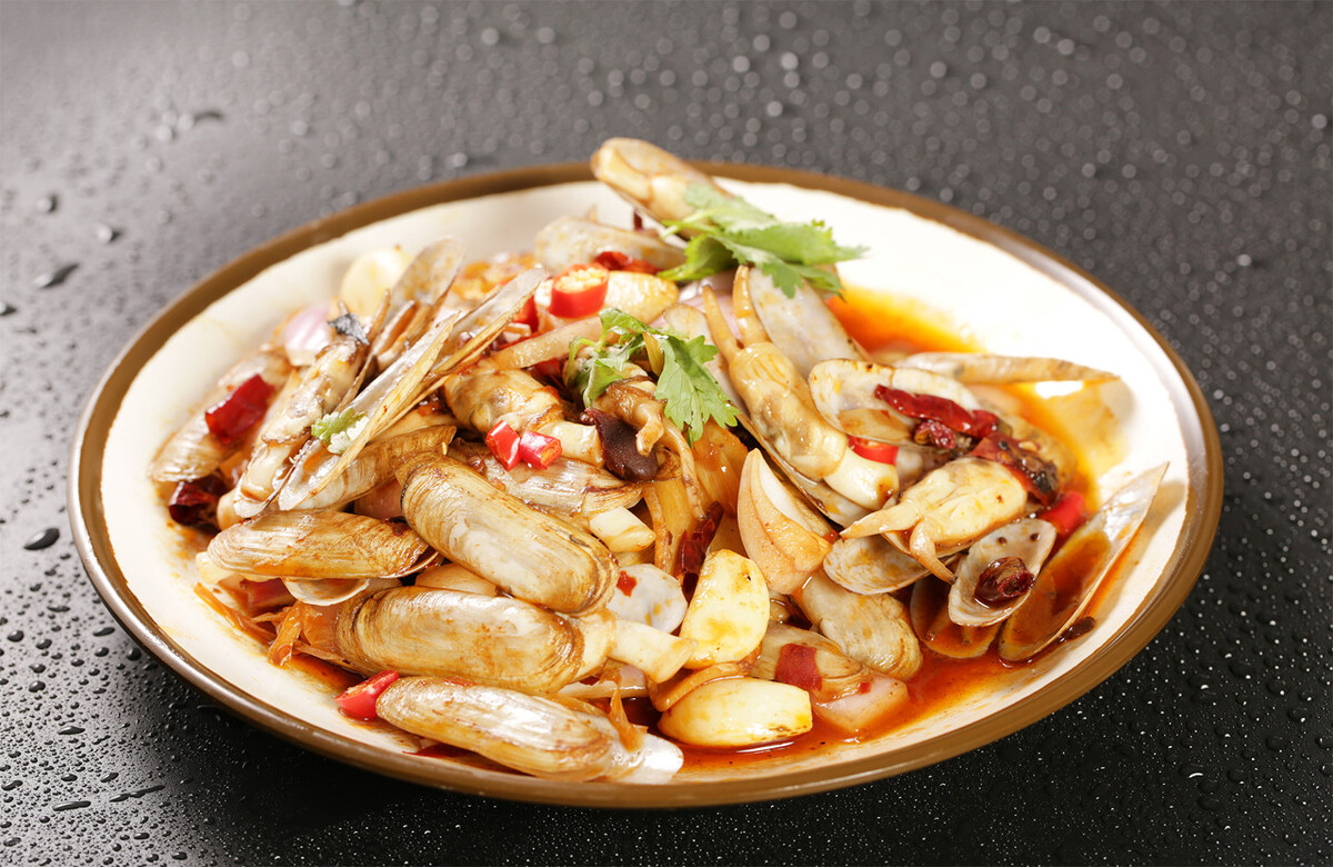 蛏子怎么炒（分享肉质鲜嫩可口的正确做法）
