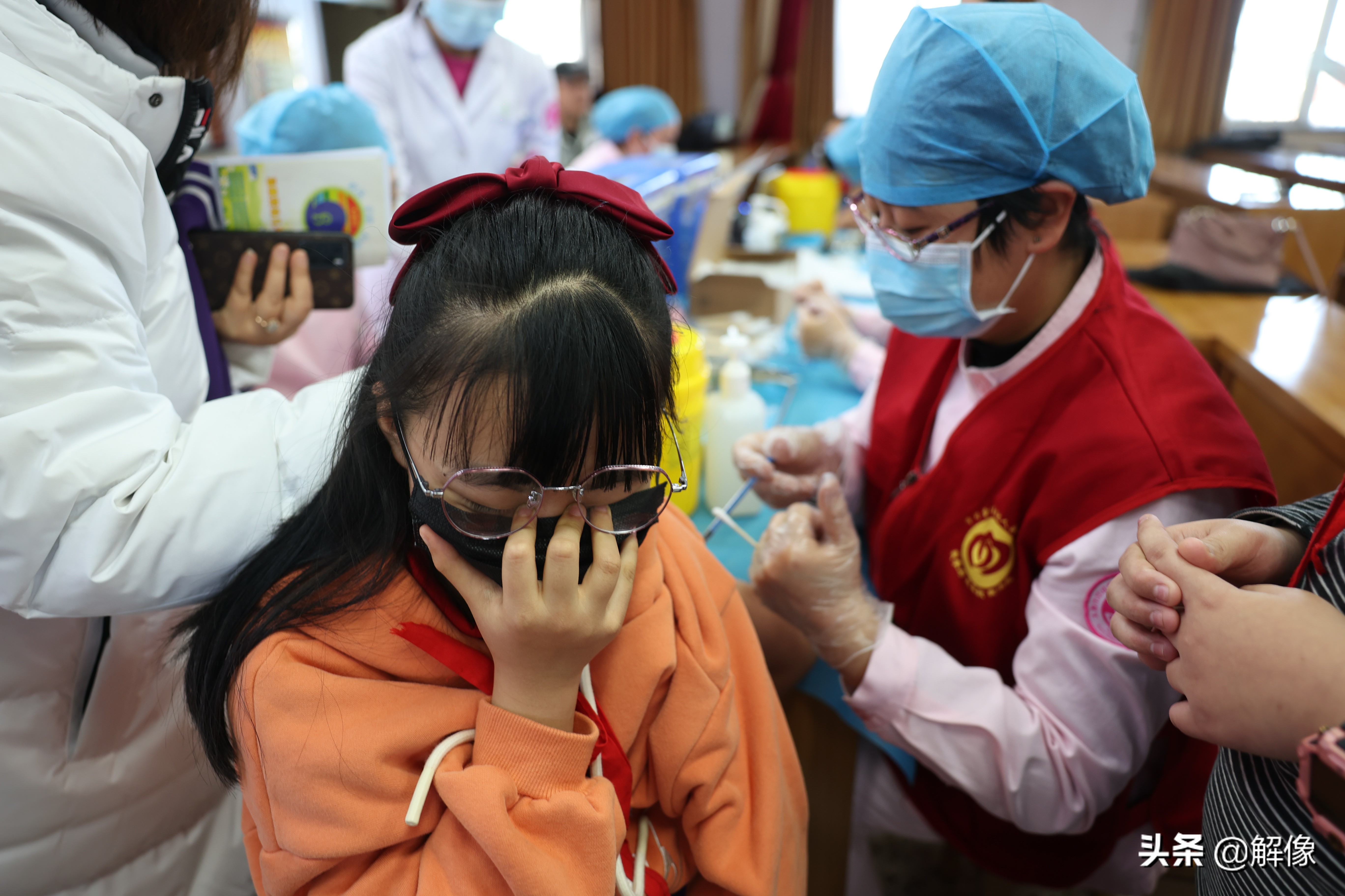 太原小学生接种疫苗，宣传标语又萌又可爱，缓解学生怕打针的压力