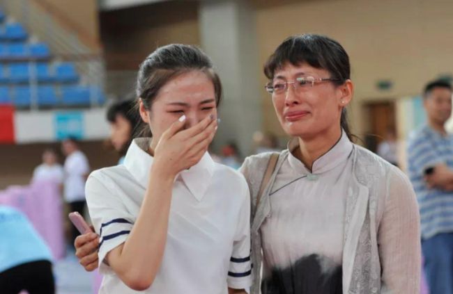 这329所野鸡大学，被人民日报“点名批评”，毕业证书不如一张纸