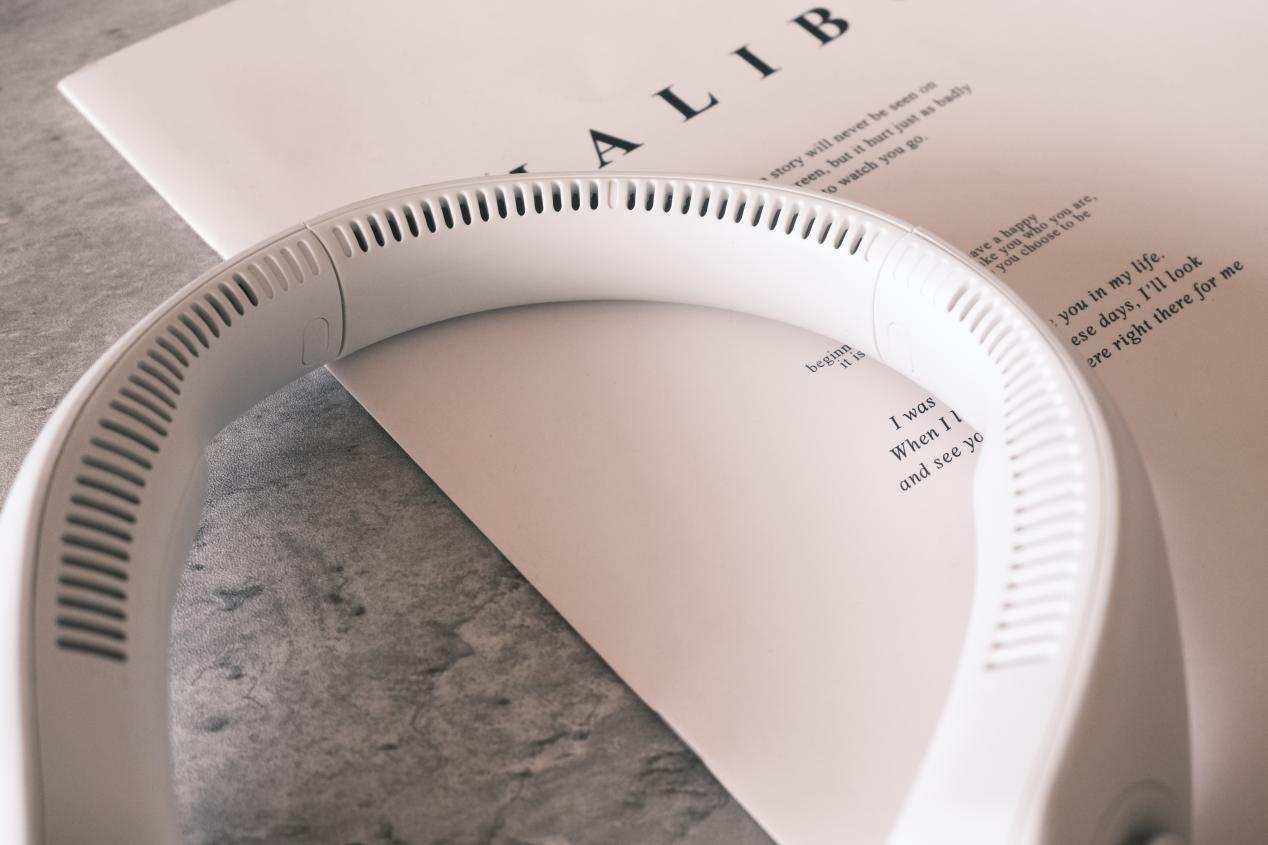 几素挂脖风扇使用体验：没有空调时的消暑利器