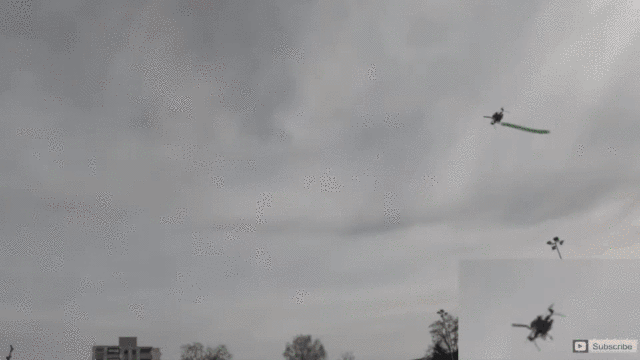 高速无人机独立穿越森林，全程自己规划路线，时速高达40公里