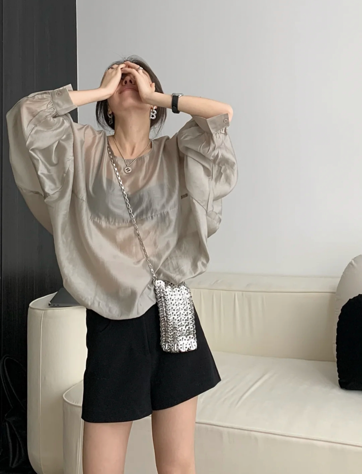 看完“容貌焦虑P图”，普通女生想变得自信好看，可以学这3个思路