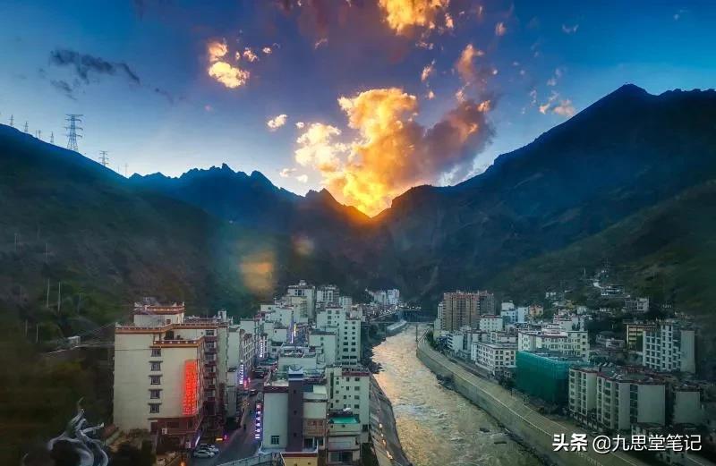 无边风景在路上；十月中下旬川西小环线，拍摄的唯美照片精选合集