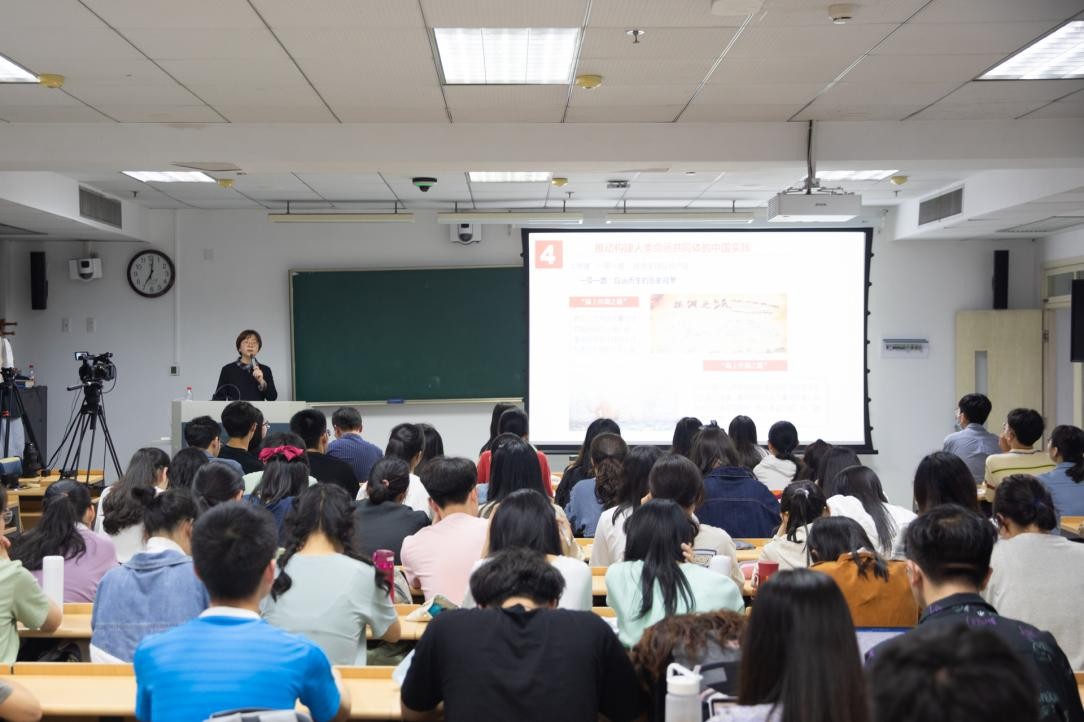 联合国神秘嘉宾现身？浙大这堂形策课国际范儿十足！