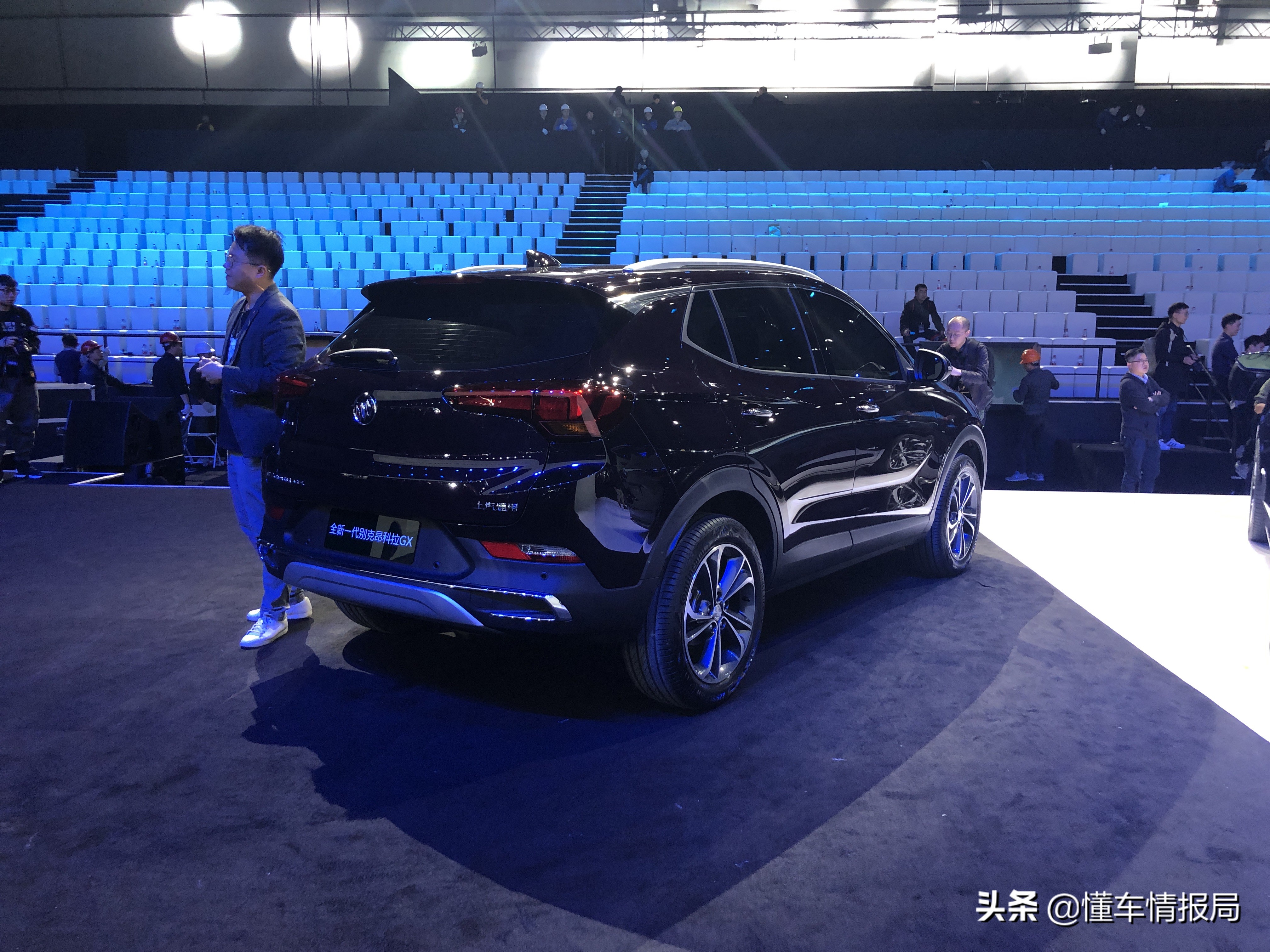别克新一代昂科拉两款SUV首发，搭9速自动变速箱