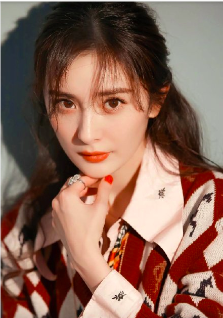 处女座明星很多都是年少成名，这六位明星都是20岁以前就成名了