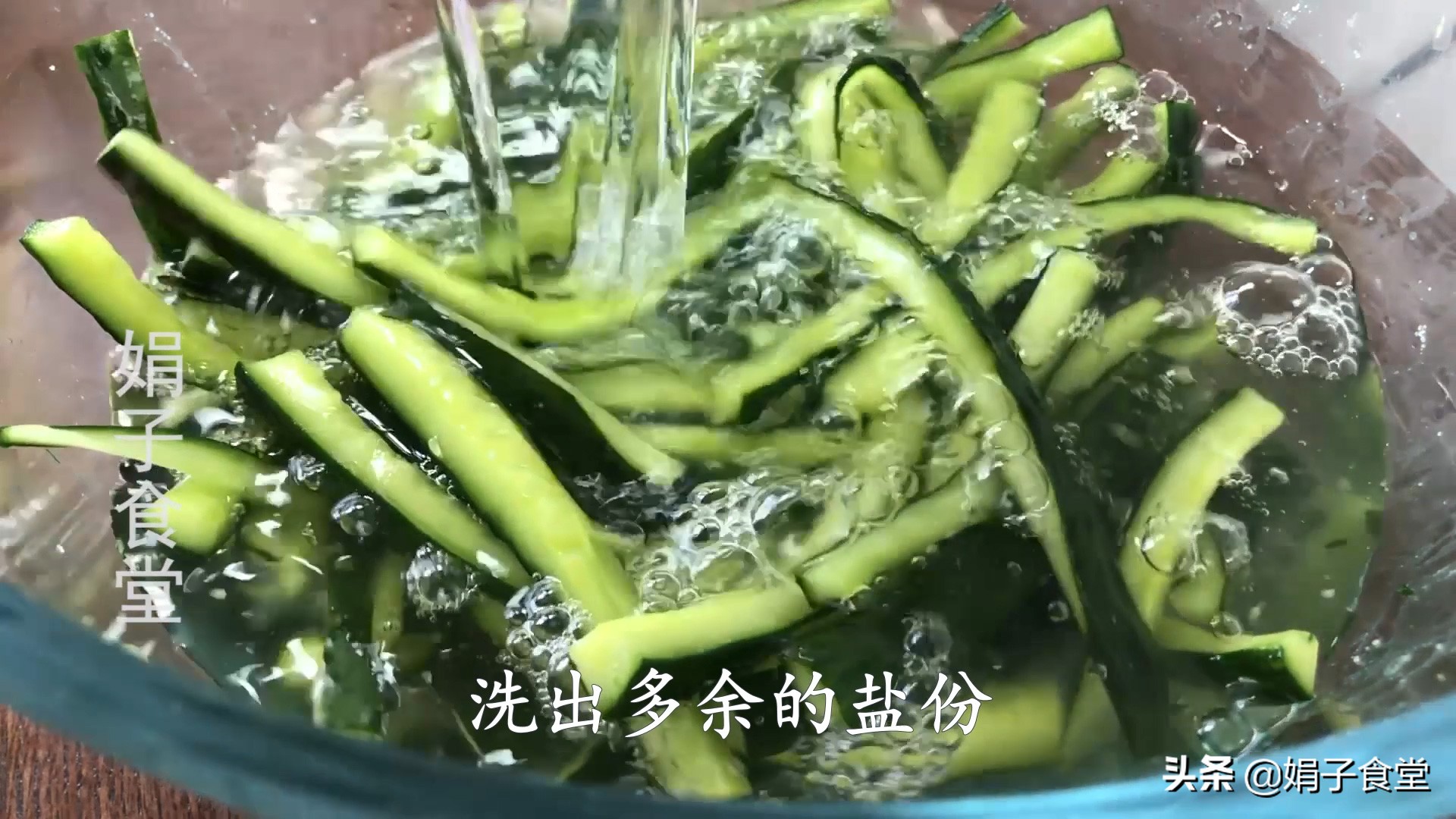 天热没胃口，教你做爽脆开胃的腌黄瓜，比直接凉拌更入味好吃