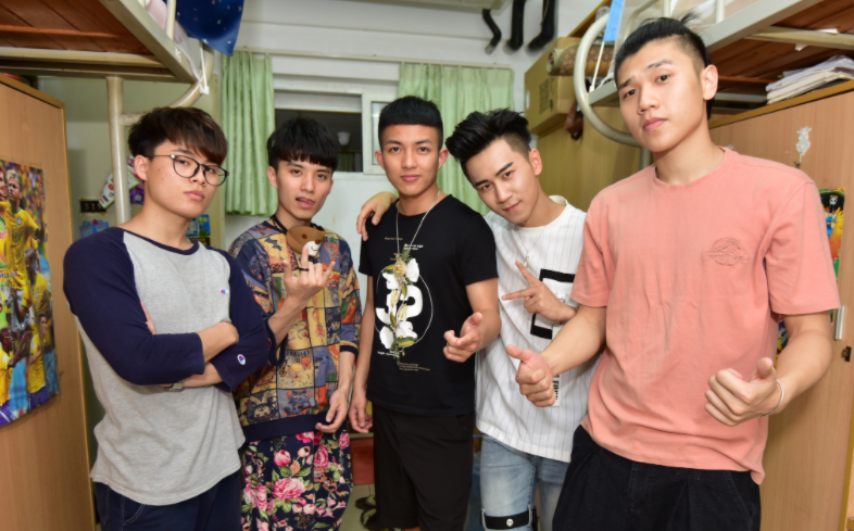 我国明明男多女少，可考上大学的女生更多，男生面临了怎样的困难